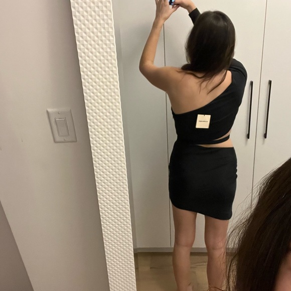 Superdown Mini Cutout Dress - Picture 3 of 4